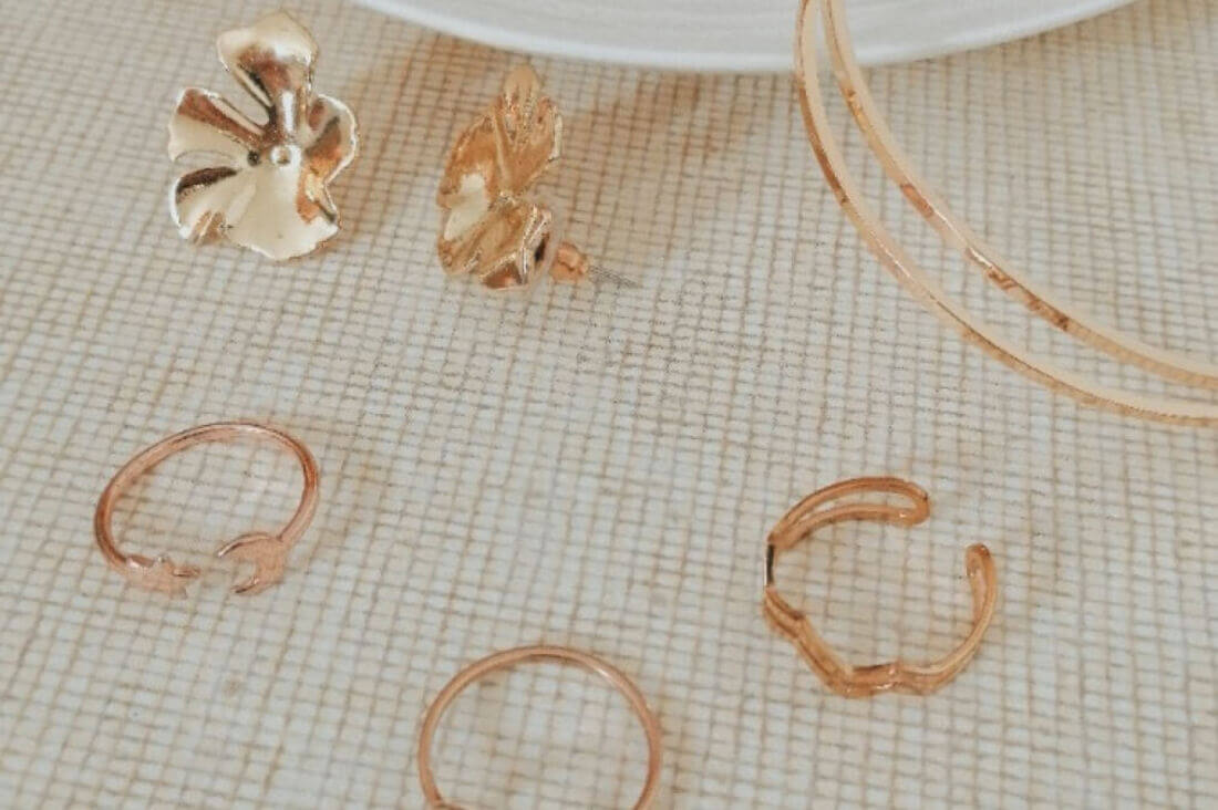 Trendy Gold Chain Bracelet